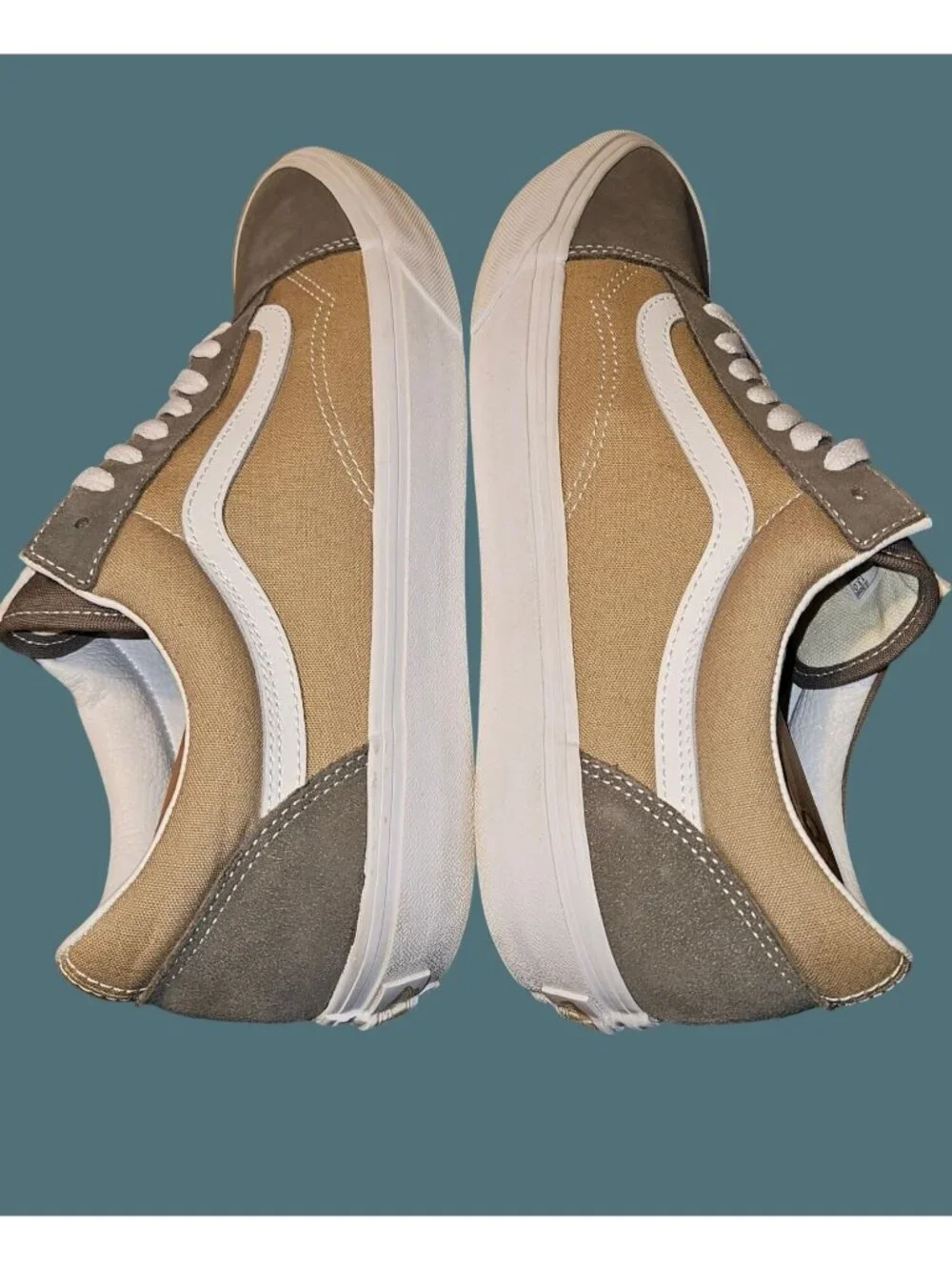 Vans very good
